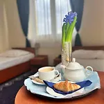 Hotel Vistula 3*