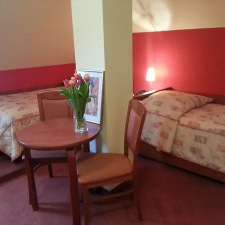 Vistula Hotell 3*
